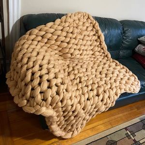 Chunky Knit Blanket